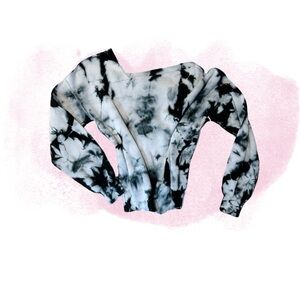 Black and White Tie-Dye Women's Top